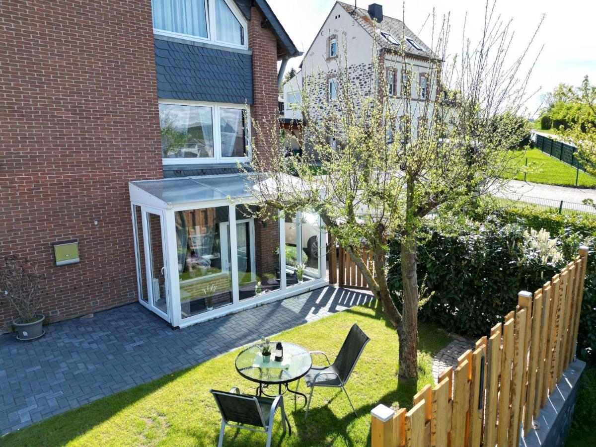 Apartment Mette Mayen Buitenkant foto